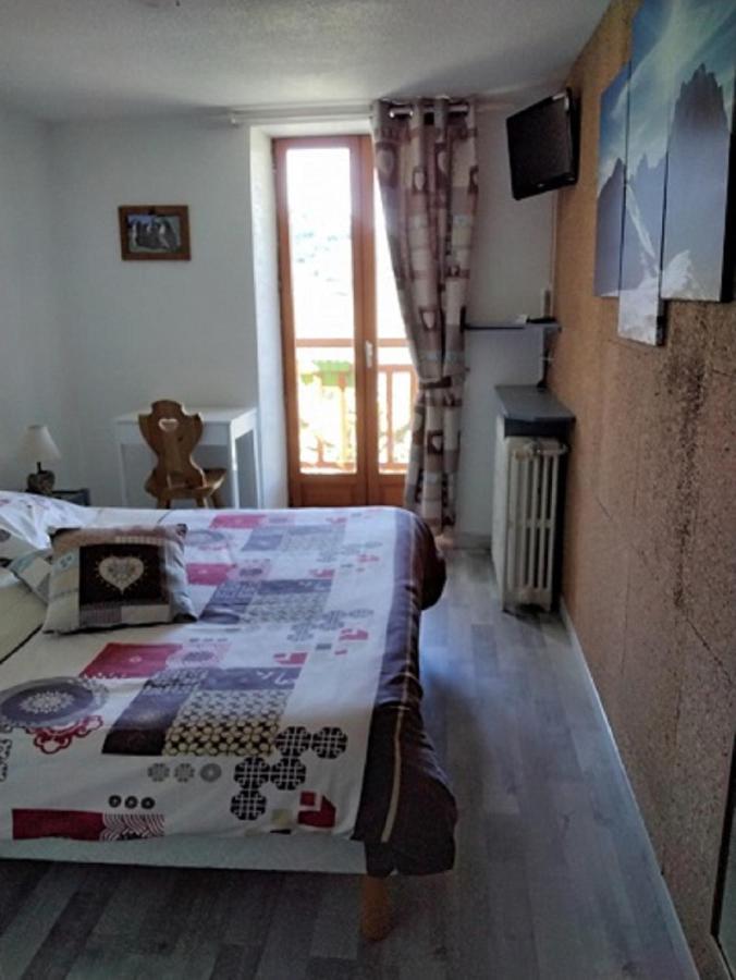 Hotel Le Beausejour Saint-François-Longchamp Eksteriør billede