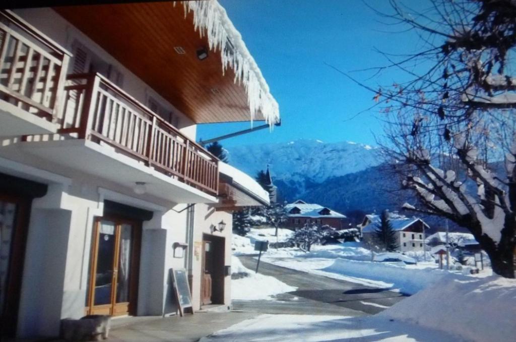 Hotel Le Beausejour Saint-François-Longchamp Eksteriør billede